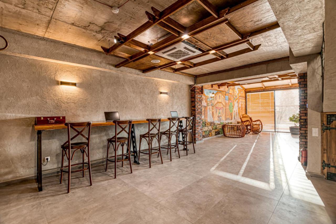 Ivy Hotel Tbilissi Extérieur photo