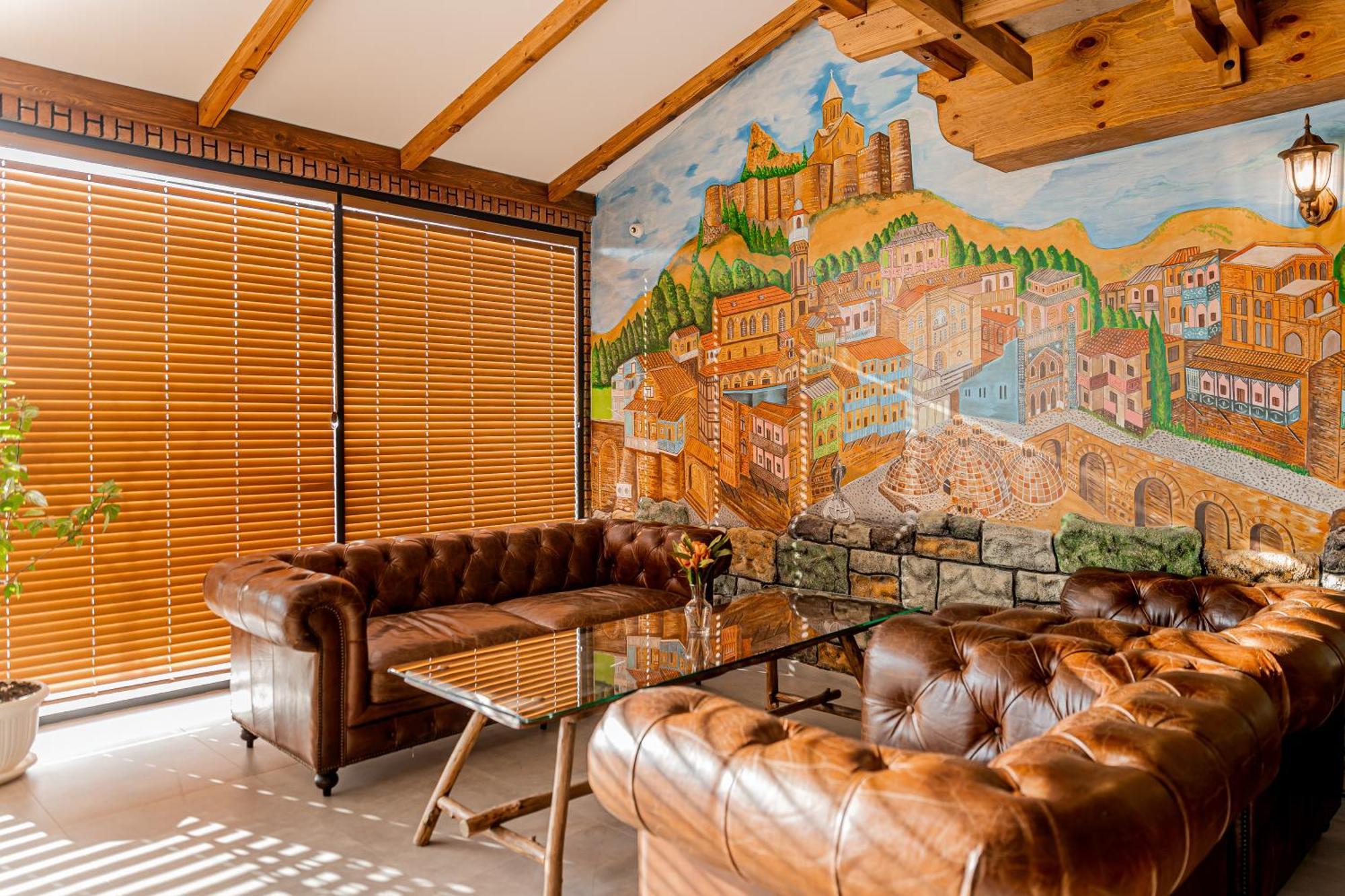 Ivy Hotel Tbilissi Extérieur photo